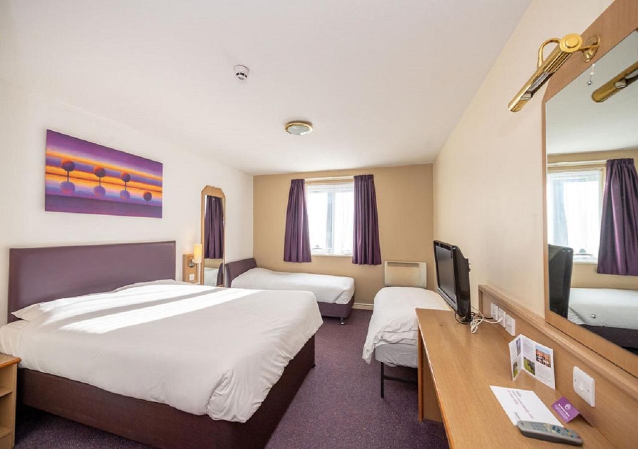 Stables Inn, Aintree 리버풀 외부 사진