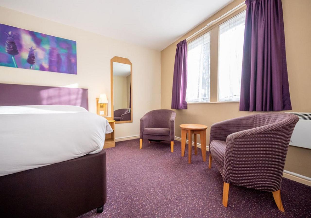 Stables Inn, Aintree 리버풀 외부 사진